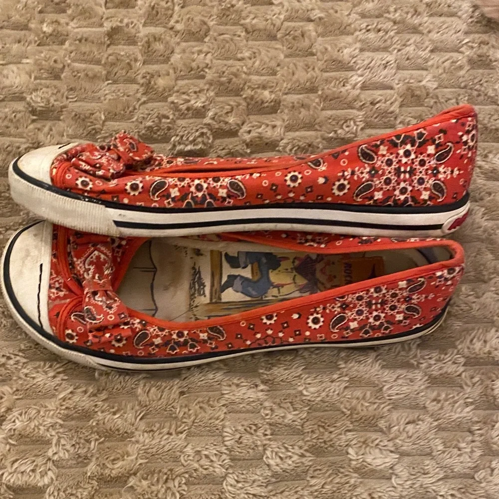 Rocket dog Red Bandana-Print Women's Ballet Flats - Picture 5 of 8